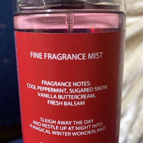 BATH & BODY WORKS SET. . . TWISTED PEPPERMINT SCENT - Picture 4 of 6